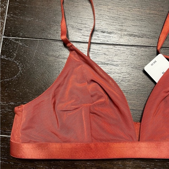 Express adjustable mesh triangle bralette - Women’s extra small - Picture 9 of 10